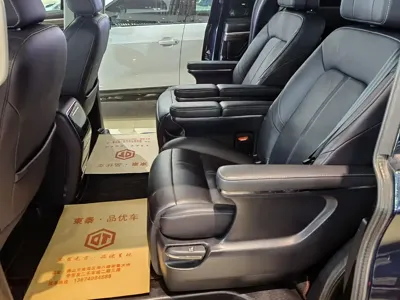 GAC Motor Trumpchi M8 2021, 23000 км, за 16620.24 USD