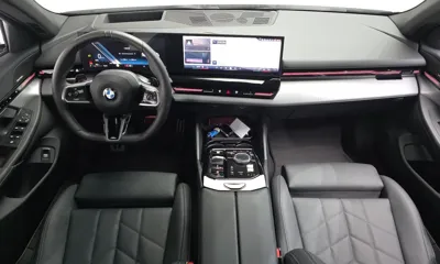 BMW 5-Series 2024, 7706 км, за 40066.19 USD - фото 7