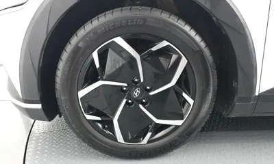 Hyundai Ioniq5 2022, 35464 км, за 19889.72 USD
