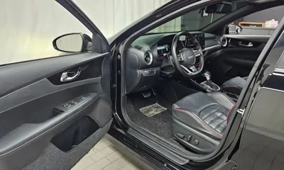 Kia K3 2022, 101393 км, за 11008.27 USD - фото 10