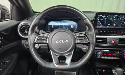 Kia K3 2022, 101393 км, за 11008.27 USD - фото 13