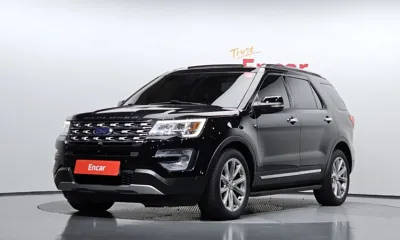 Ford Explorer · 2017 год