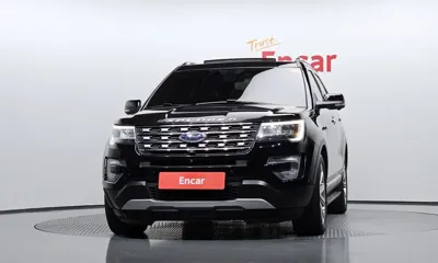 Ford Explorer 2017, 129555 км, за 9122.16 USD