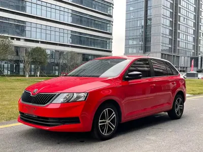 Skoda Rapid Spaceback · 2018 год