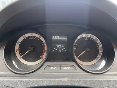 Skoda Rapid Spaceback 2018, 73000 км, за 4643.36 USD - фото 11