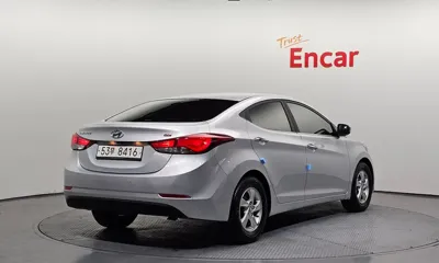 Hyundai Avante 2014, 181104 км, за 2470.26 USD
