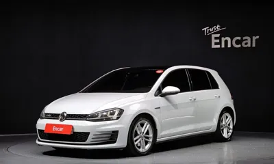 Volkswagen Golf · 2015 год