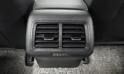 Volkswagen Golf 2015, 171186 км, за 7089.41 USD - фото 18