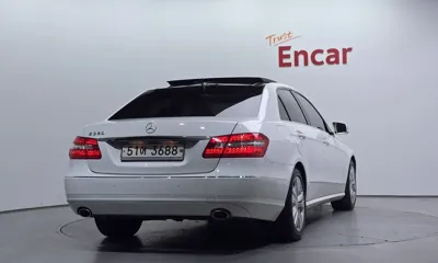 Mercedes-Benz E-Class 2010, 119908 км, за 4294.68 USD