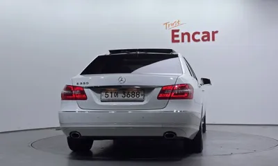 Mercedes-Benz E-Class 2010, 119908 км, за 4294.68 USD