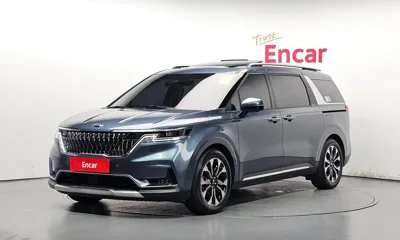 Kia Canival · 2021 год