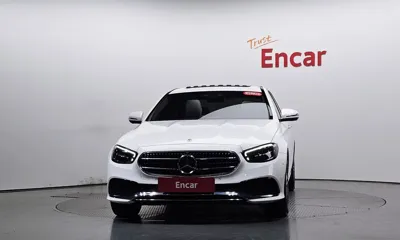 Mercedes-Benz E-Class 2023, 14017 км, за 29208.98 USD