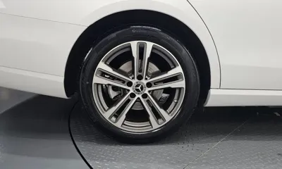 Mercedes-Benz E-Class 2023, 14017 км, за 29208.98 USD