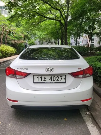 Hyundai Avante 2016, 84311 км, за 4553.74 USD