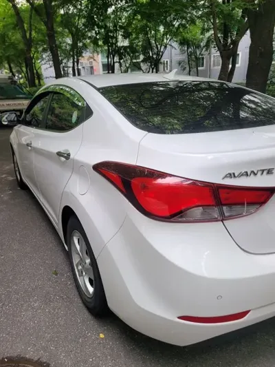 Hyundai Avante 2016, 84311 км, за 4553.74 USD
