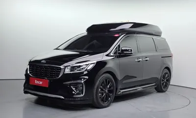 Kia Canival · 2020 год