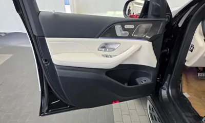 Mercedes-Benz GLS-Class 2026, 40 км, за 156222.92 USD - фото 24