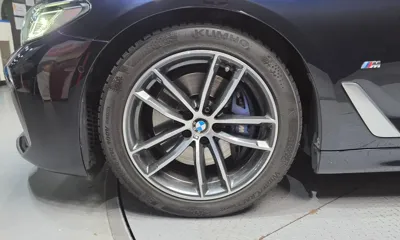 BMW 5-Series 2021, 79500 км, за 23387.63 USD