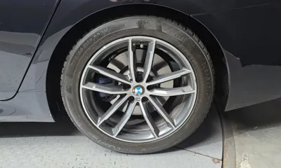 BMW 5-Series 2021, 79500 км, за 23387.63 USD - фото 21