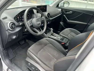Audi Q2L e-tron