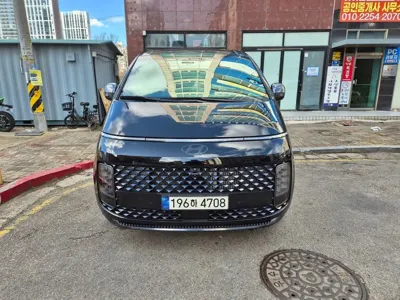 Hyundai Staria · 2025 год