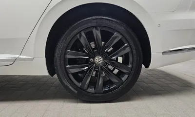 Volkswagen Arteon 2019, 126001 км, за 13551.04 USD - фото 21