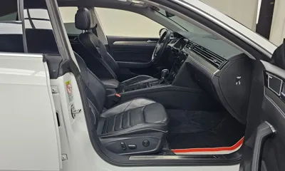 Volkswagen Arteon 2019, 126001 км, за 13551.04 USD - фото 26