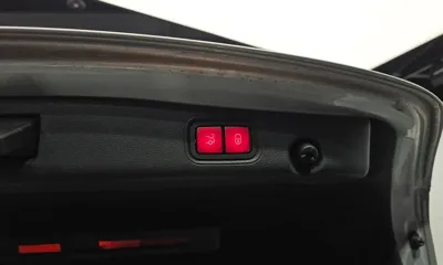 Mercedes-Benz E-Class 2017, 120884 км, за 13128.53 USD - фото 28