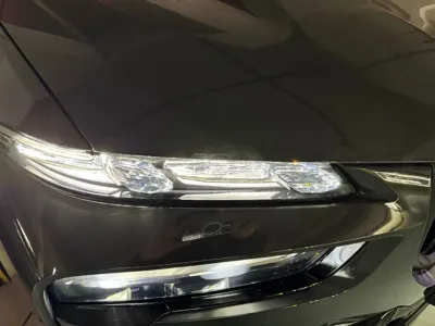 BMW X7 2025, 3810 км, за 108143.38 USD