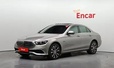 Mercedes-Benz E-Class · 2021 год