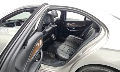 Mercedes-Benz E-Class 2021, 58829 км, за 23459.83 USD - фото 13