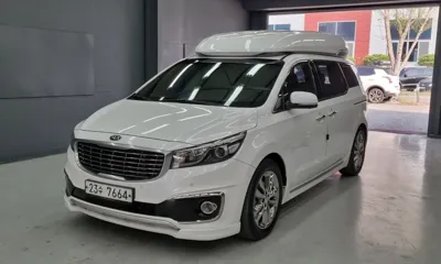 Kia Canival · 2017 год