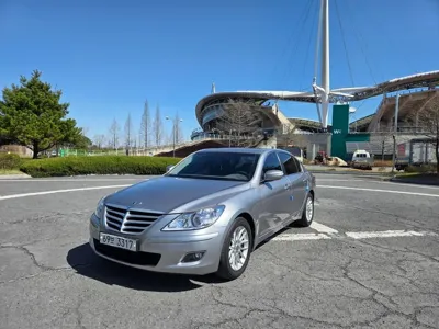 Hyundai Genesis 2010, 105311 км, за 2795.29 USD
