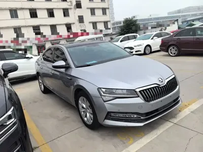 Skoda Superb 2020, 116100 км, за 8754.98 USD