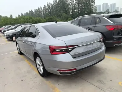 Skoda Superb 2020, 116100 км, за 8754.98 USD