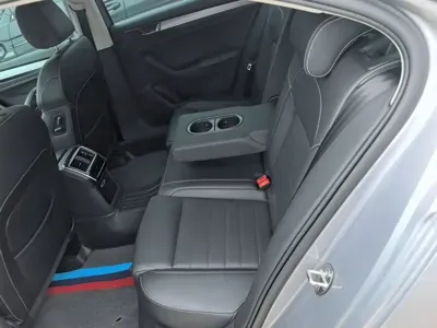 Skoda Superb 2020, 116100 км, за 8754.98 USD - фото 17