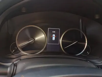 Lexus NX 2018, 100600 км, за 19094.15 USD