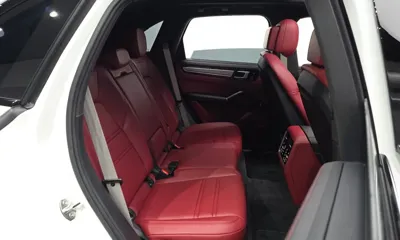 Porsche Cayenne 2023, 14293 км, за 78442.96 USD - фото 11