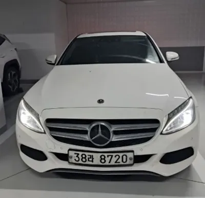 Mercedes-Benz C-Class · 2018 год