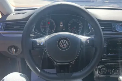 Volkswagen Passat 2016, 156700 км, за 11058 USD - фото 13