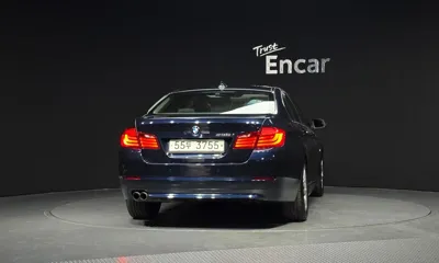 BMW 5-Series 2010, 126783 км, за 3973.51 USD