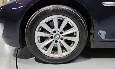 BMW 5-Series 2010, 126783 км, за 3973.51 USD