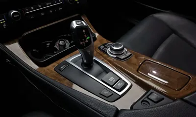 BMW 5-Series 2010, 126783 км, за 3973.51 USD - фото 9