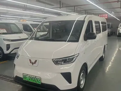 Wuling Yangguang · 2025 год