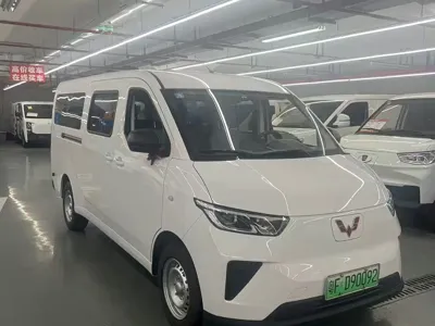 Wuling Yangguang 2025, 35000 км, за 11214.15 USD