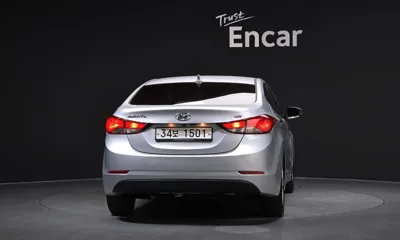 Hyundai Avante 2015, 86464 км, за 3386.08 USD