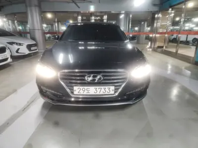 Hyundai Grandeur 2018, 73506 км, за 10928.97 USD