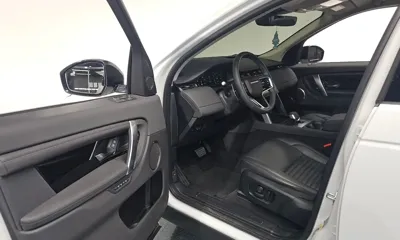 Land Rover Discovery Sport 2024, 10647 км, за 26748.32 USD - фото 10