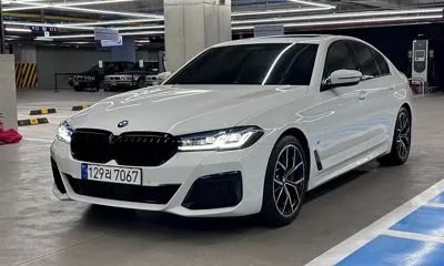 BMW 5-Series · 2023 год