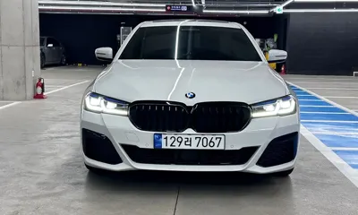 BMW 5-Series 2023, 36770 км, за 29210.98 USD